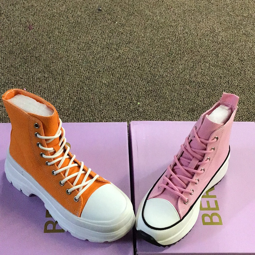 Bella Sneakers - 2 colors